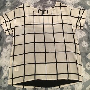 Forever 21 black/white patterned top