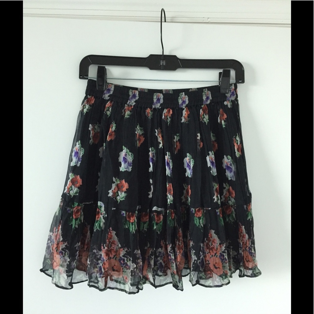 Floral print skirt
