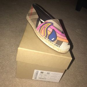 Burberry rainbow flats