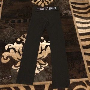 Victoria's Secret logo yoga pants
