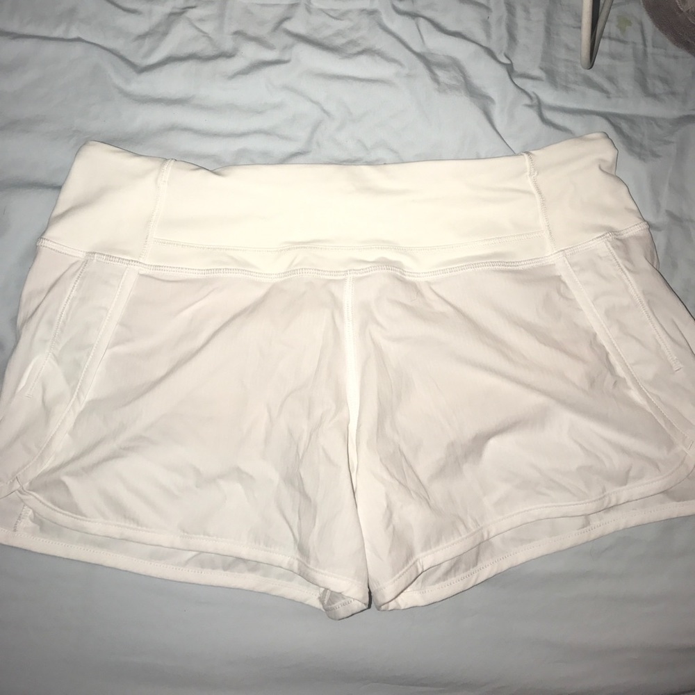 White lululemon run times short (4 way stretch)
