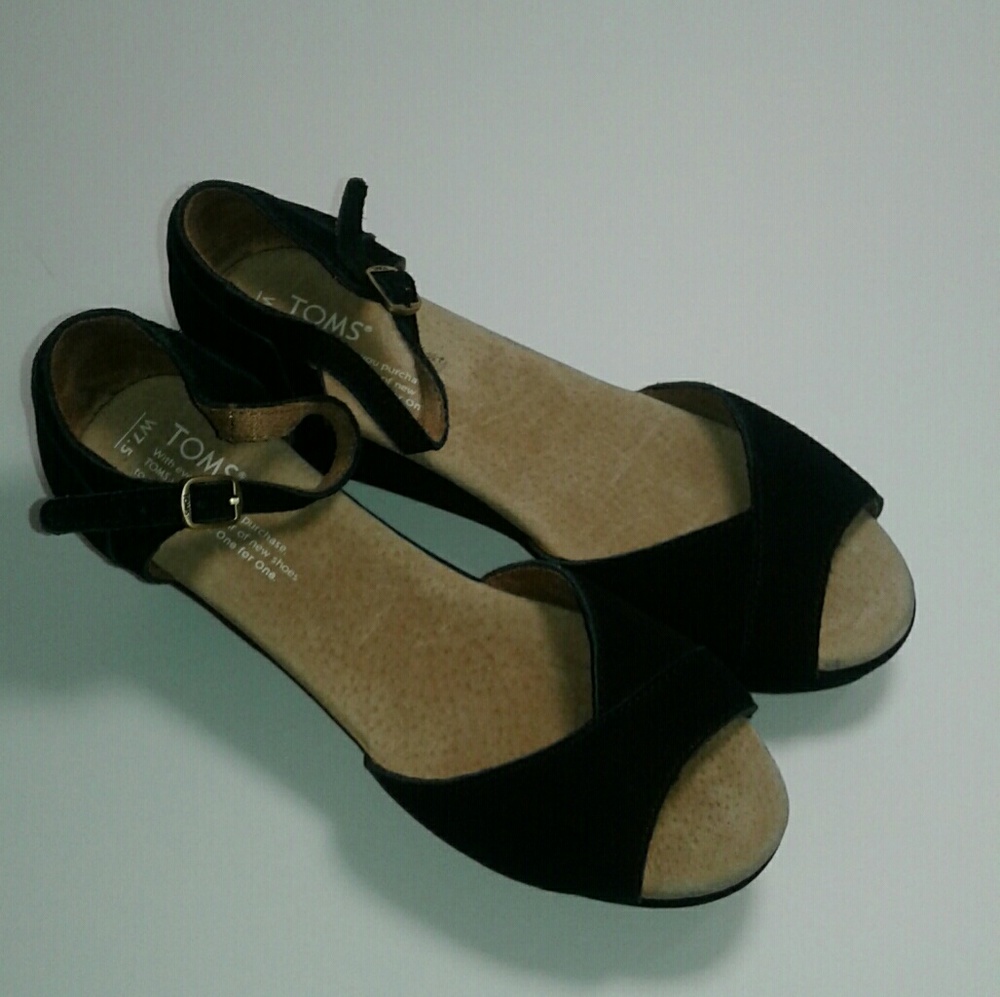 β« SOLD NOT FOR SALE β« Toms Platform Wedges