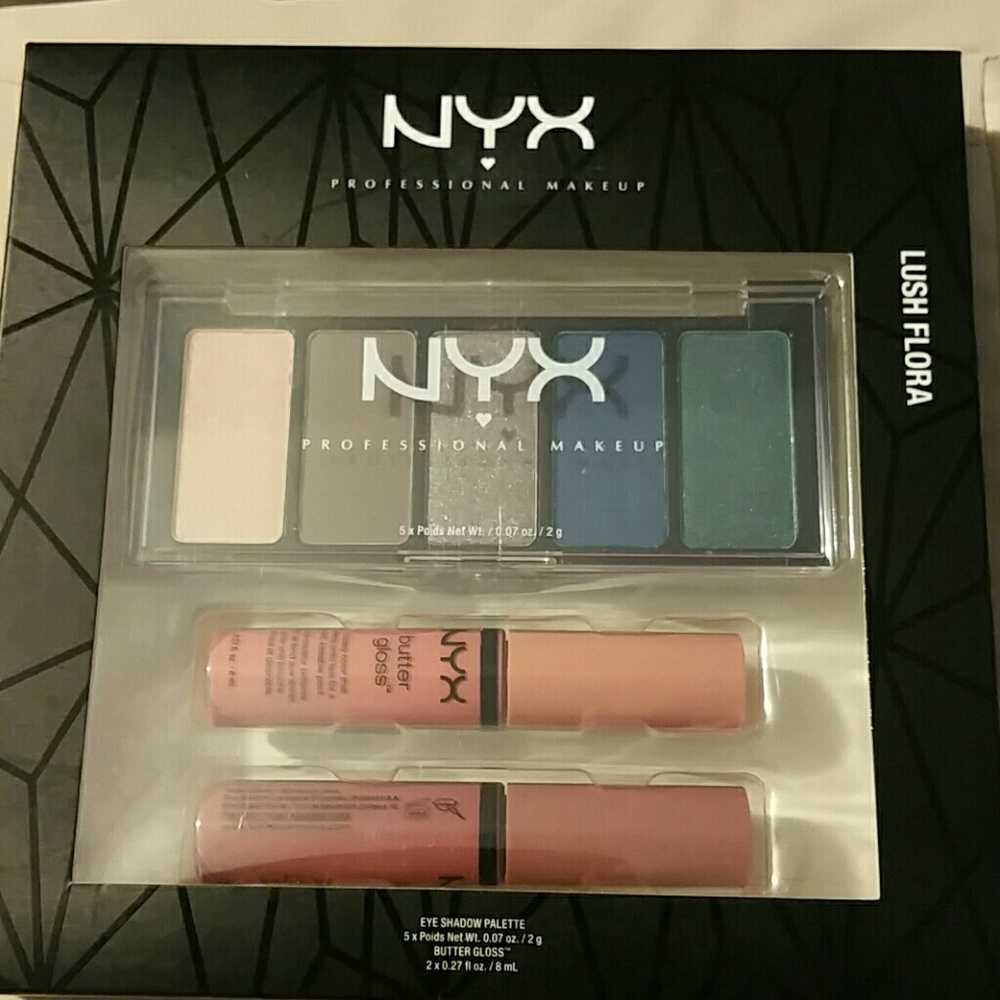 Nyx eye shadow palette LUSH FLORA