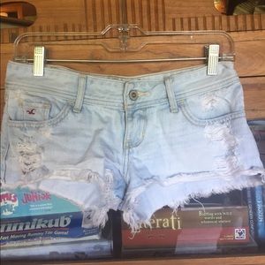 Hollister Light Wash Denim Shorts Size 1