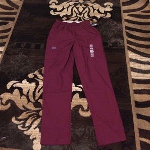 Cherokee scrub bottoms (Burgundy)