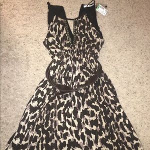 💚 New w Tags Small Papaya Animal Print Dress