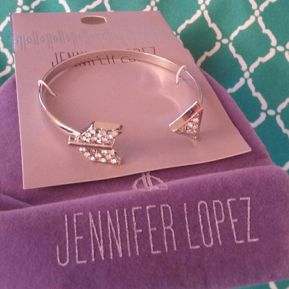 JLo Arrow Bracelet NWT silver tone