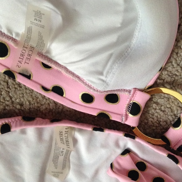 Victoria's Secret bikini - Picture 2 of 3