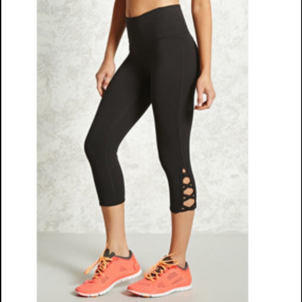 Black Crop Cutout Legging