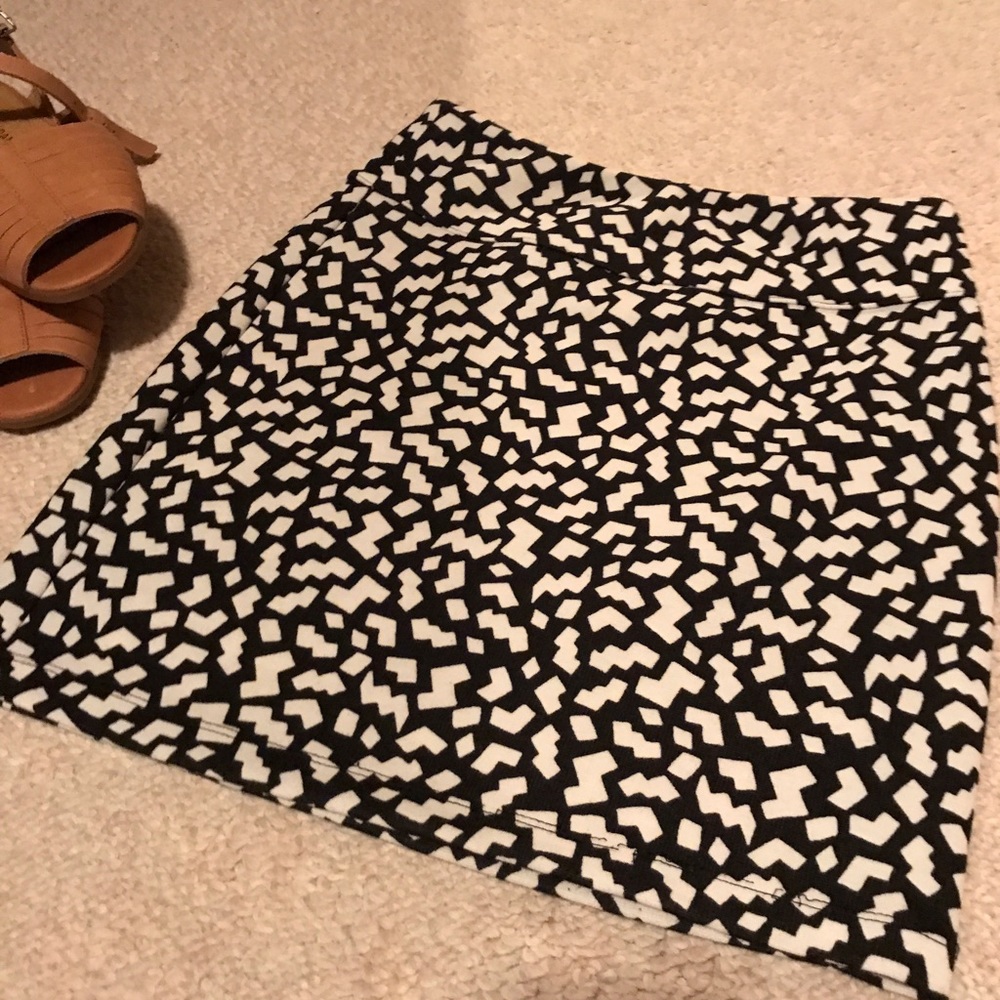 Silence + Noise Urban Outfitters high waist mini