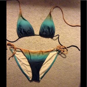 Victoria's Secret string bikini