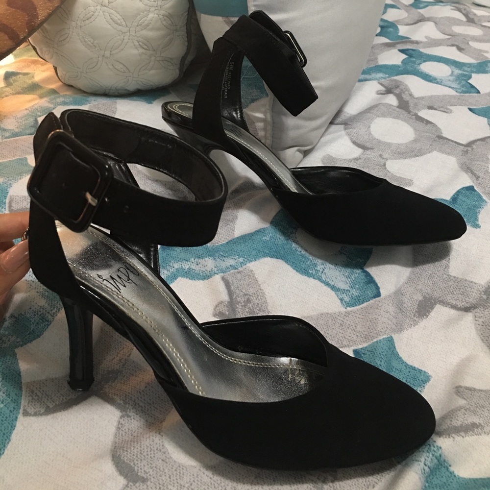 Brand new heels