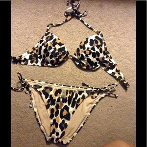 Victoria's Secret bikini