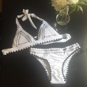 LAST CHANCE | NWT white and black bikini
