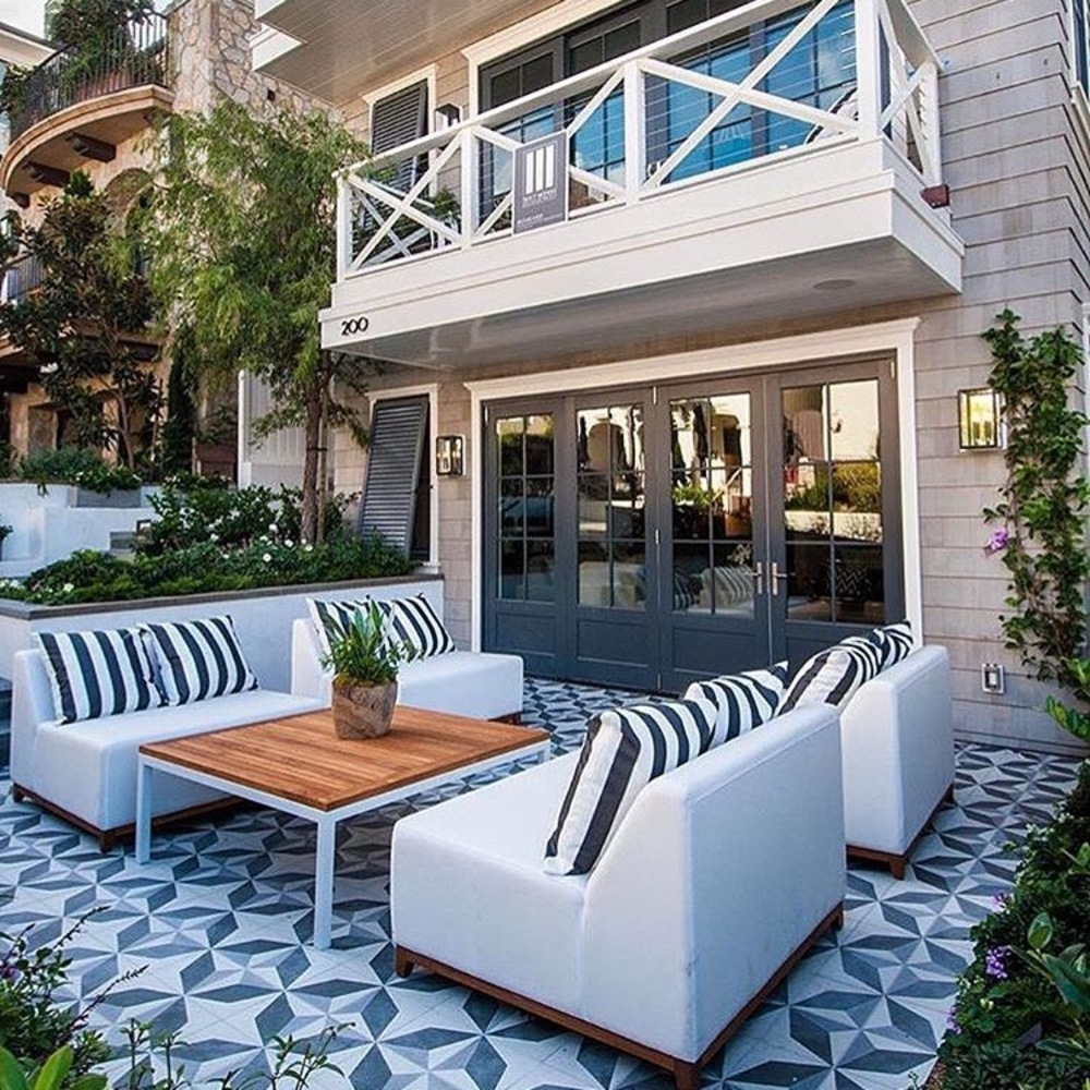 Meet your Posher, Christy