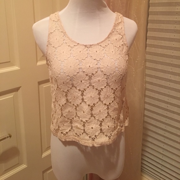 Cream Lace crop top! Perf for beach and every day! - Picture 1 of 3