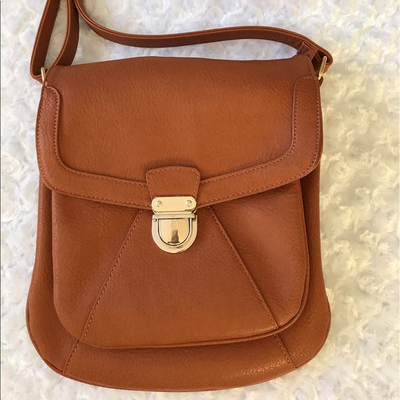 Handbags - Tan Cross Body Bag Faux Leather