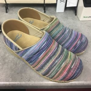 Vguc size 38 dansko nursing shoes barely worn