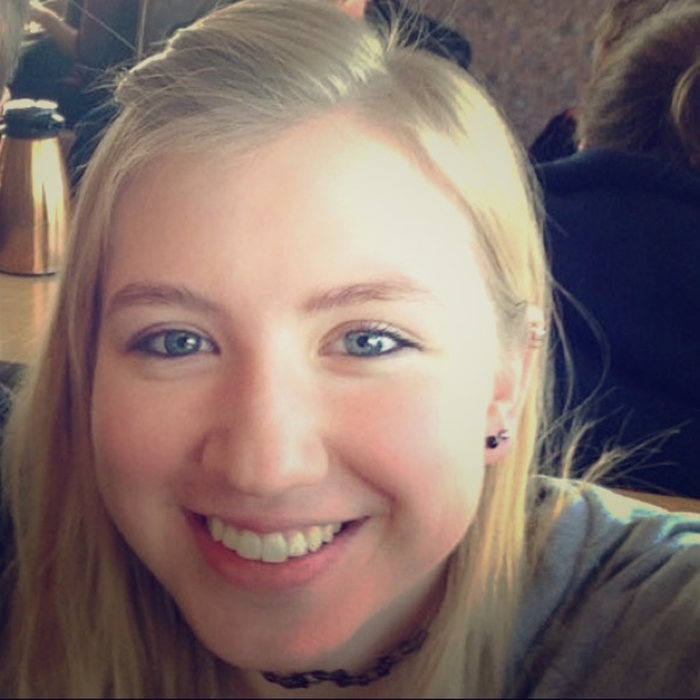 Meet your Posher, Karis