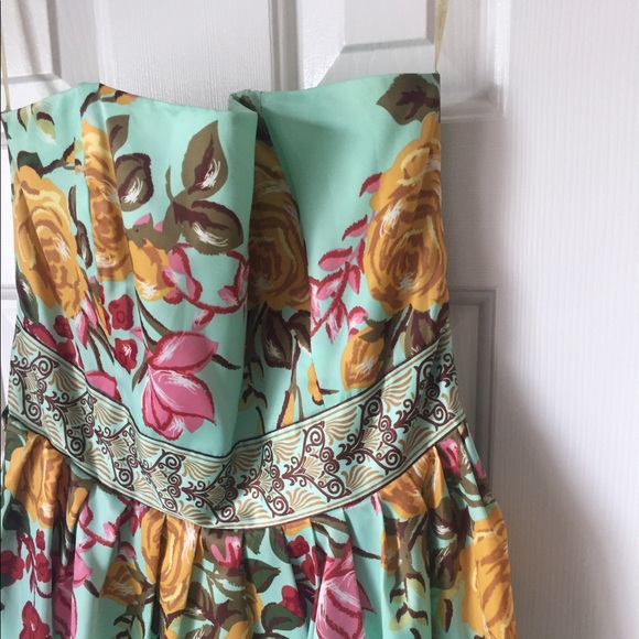 Mint floral dress forever 21 - Picture 2 of 4