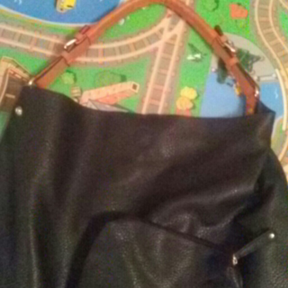 Sole Society Purse. Faux leatherand cosmetic bag