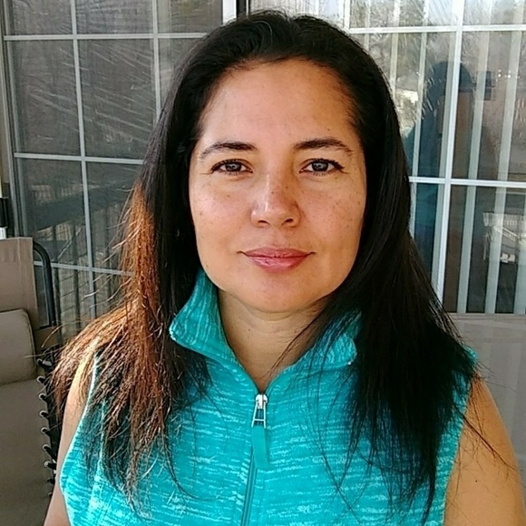 Meet your Posher, Kathy - Picture 2 of 2