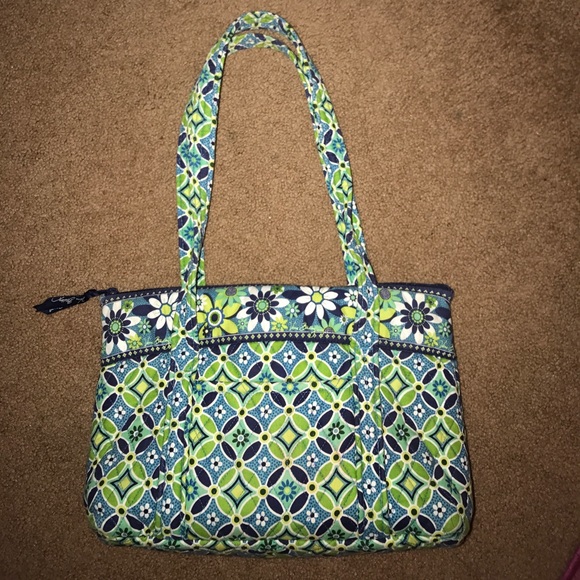 Vera Bradley Shoulder Bag - Picture 1 of 3