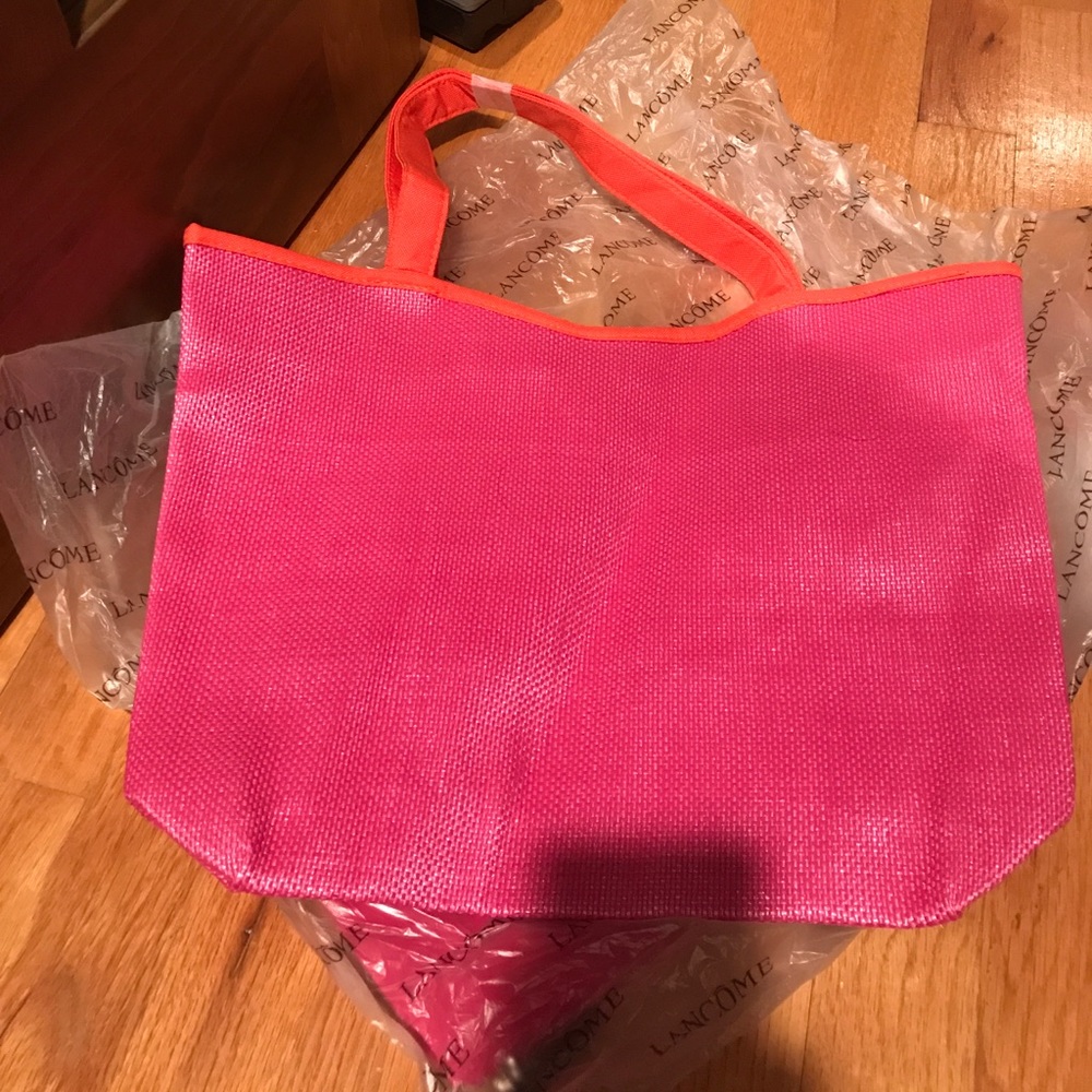 New Lancôme cosmetic bag and tote bag set