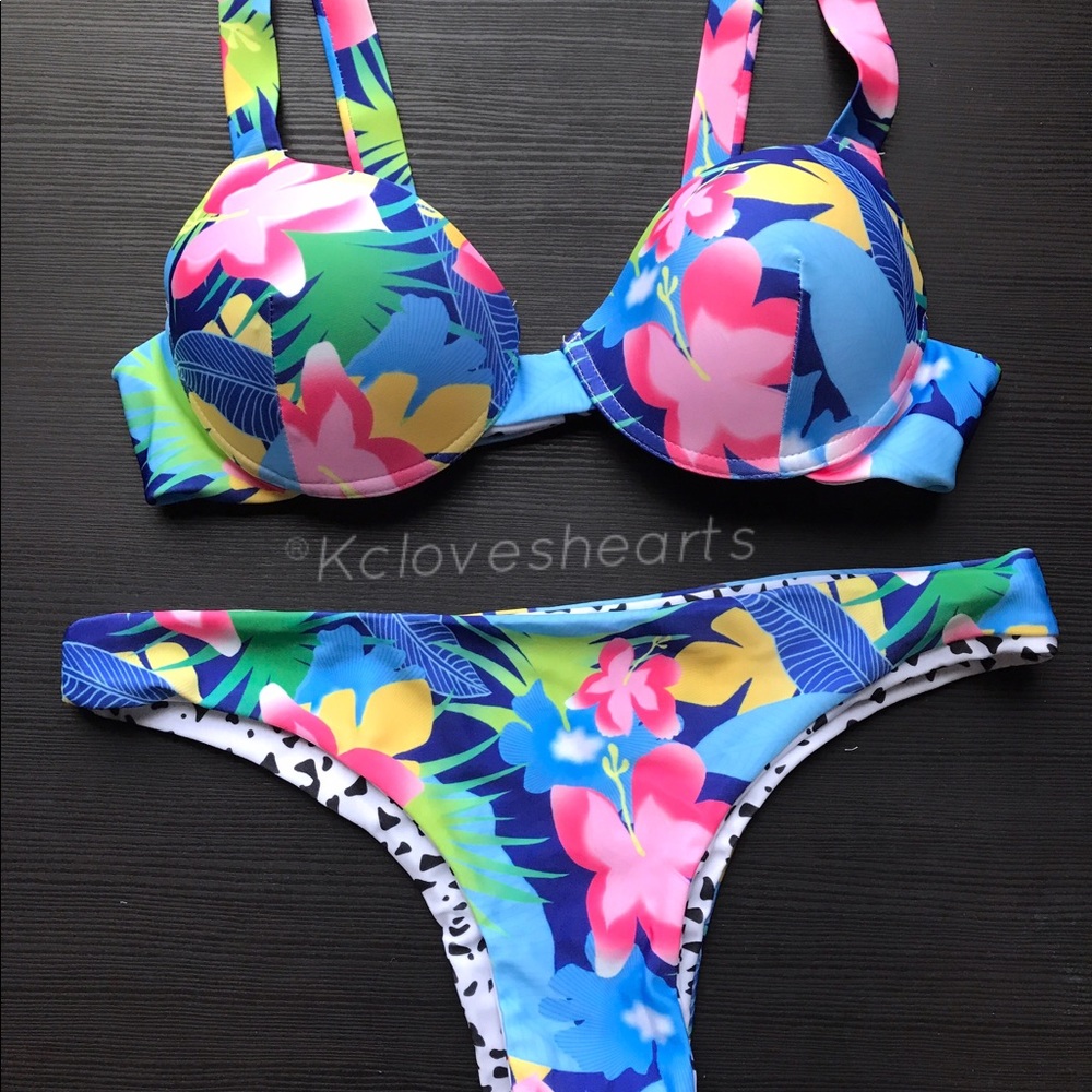 Floral Printed Blue Bikini Set - Picture 2 of 2