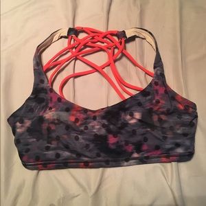 Lululemon size 6