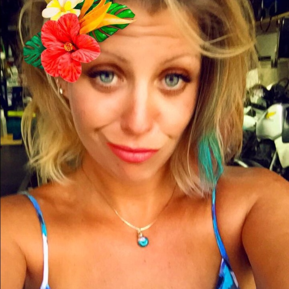 Meet your Posher, Jessica