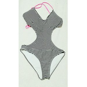 One piece bathing suit