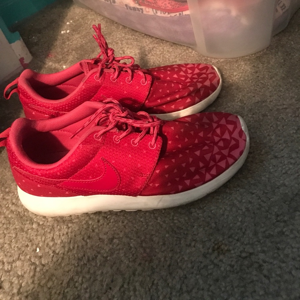 nike roshe ones