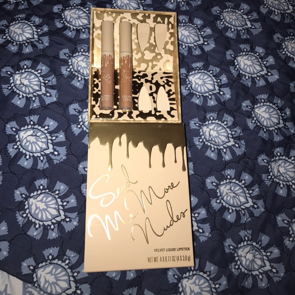 Kylie cosmetics: Send me nudes Velvet lipstick
