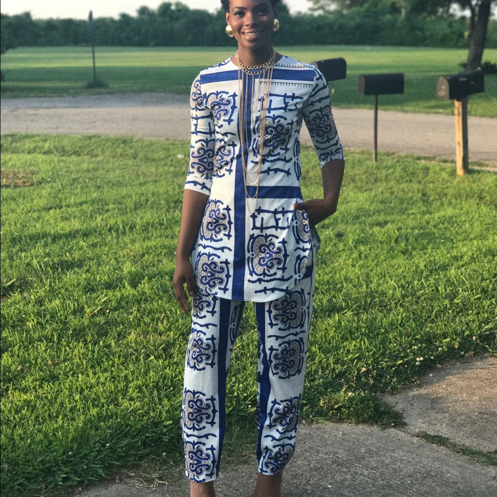 Gorgeous Blue & White African Print 2 Piece Set