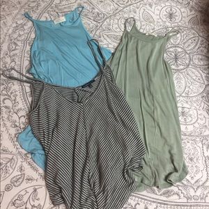 Bundle of 3 tanks