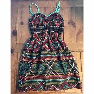Cute tribal printed dress! (With pockets!!)