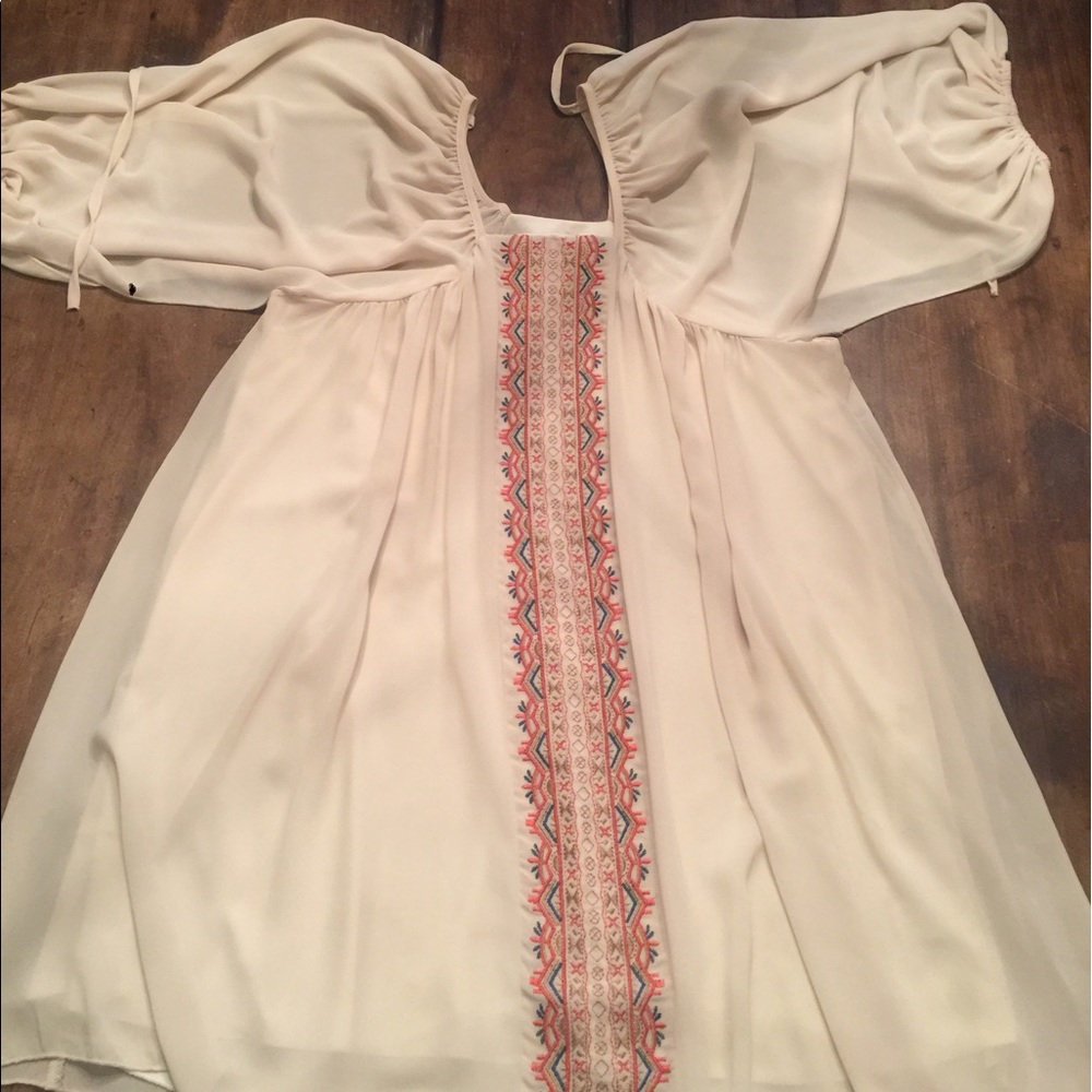 Embroidered detail dress