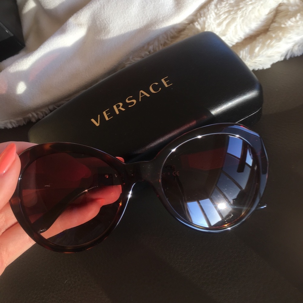 Brand new sunglasses