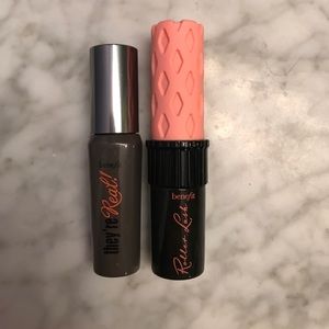 2 Benefit mascaras
