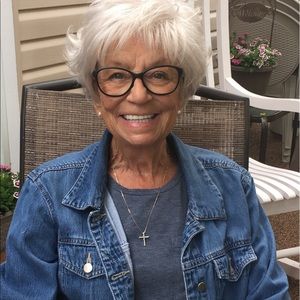 Meet your Posher, Jeannie