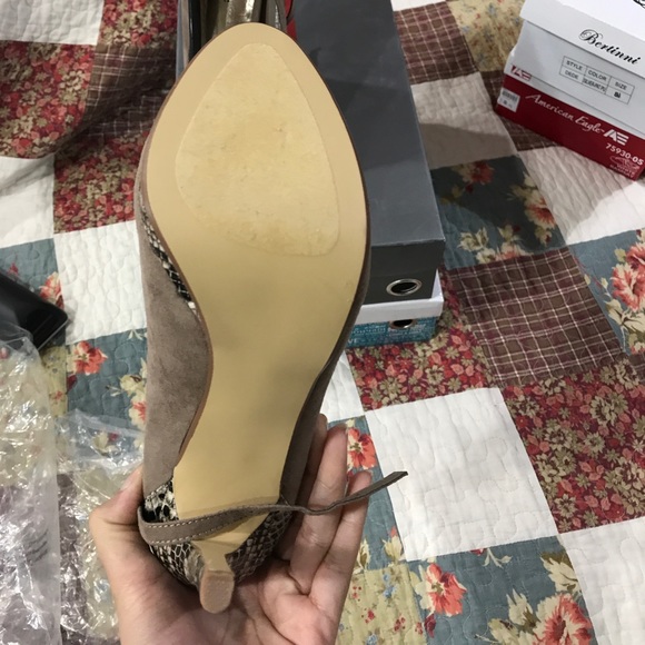 Heels - Picture 2 of 2