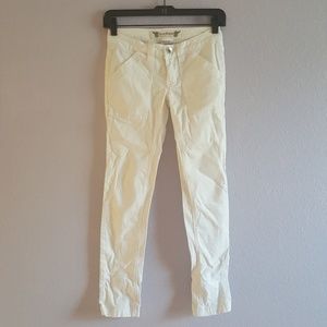 White jeans with zippers