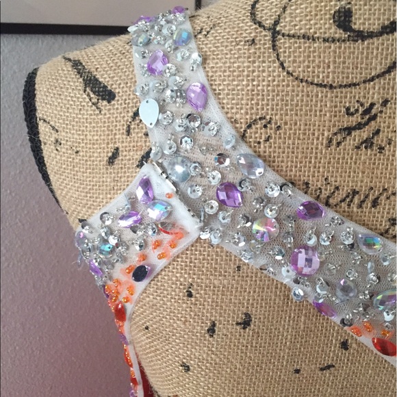 ✨SALE!!! Gorgeous floor length prom gown. ✨ - Picture 4 of 7