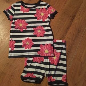 2 piece pajamas