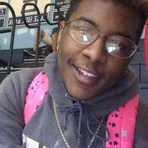 Meet your Posher, Devin