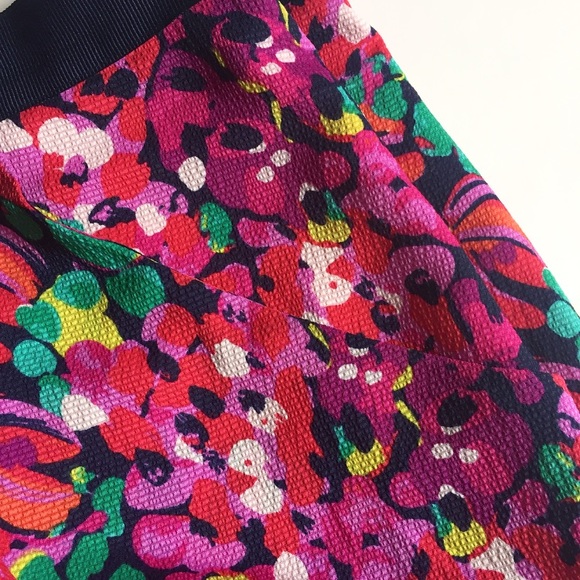 SOLD ✅ Lilly Pulitzer Multi Confetti Skirt - Picture 4 of 4