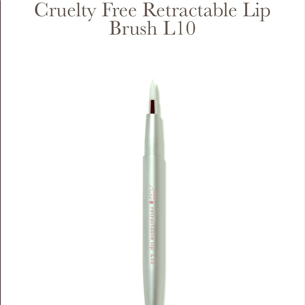 100% PURE lip brush