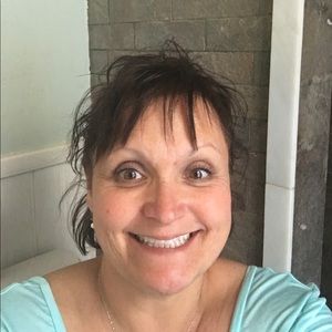 Meet your Posher, Regina