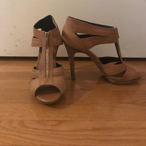 Jessica Simpson heels 9.5